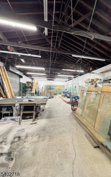 Shop 2 Interior