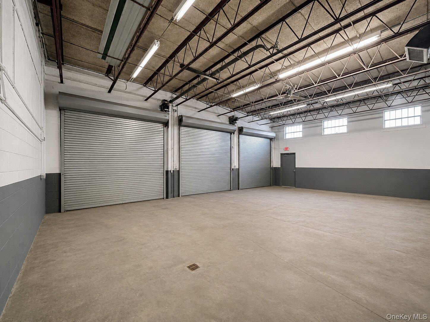 Garage Space (decluttered using AI)