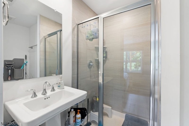 Ground level bath