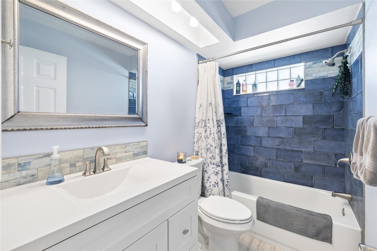 2nd Bathroom