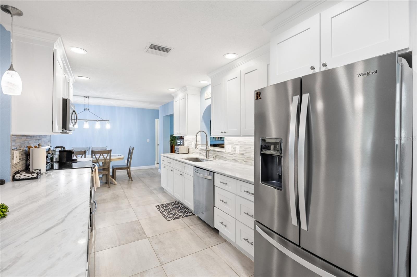 2021 Kitchen with Stainless appliances