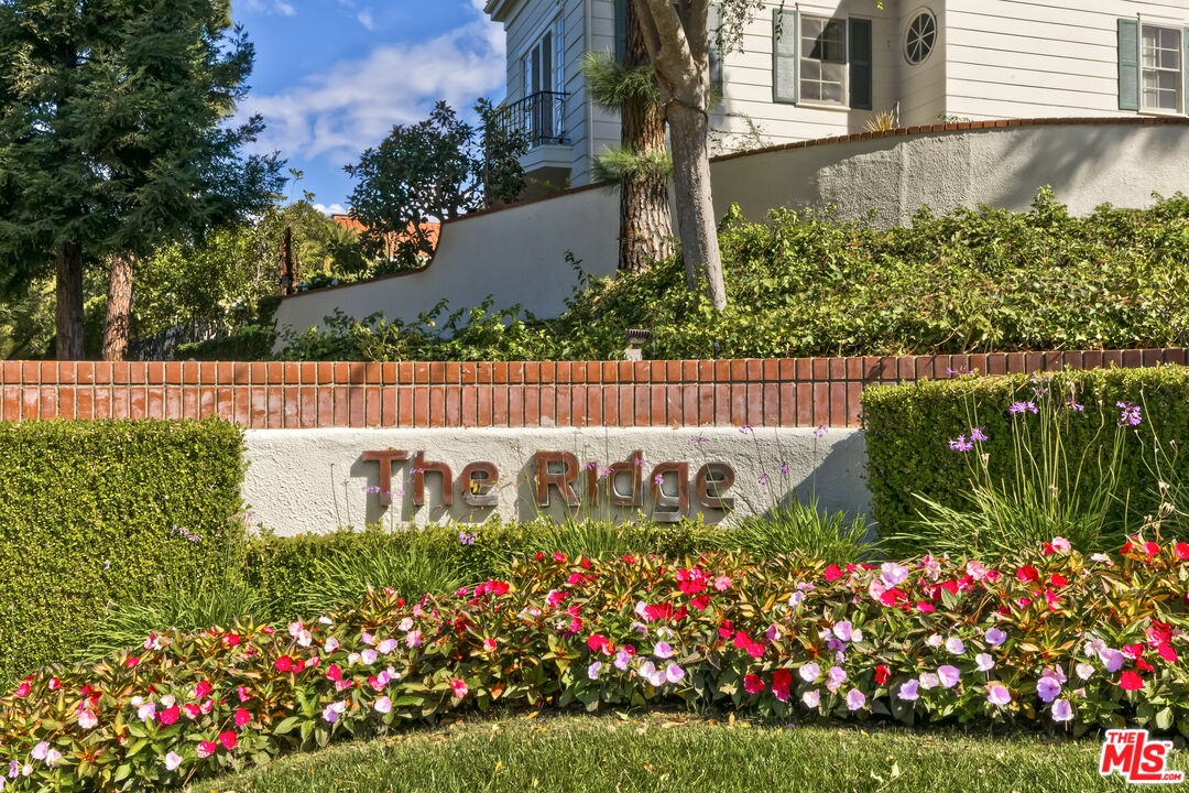 The Ridge entrance