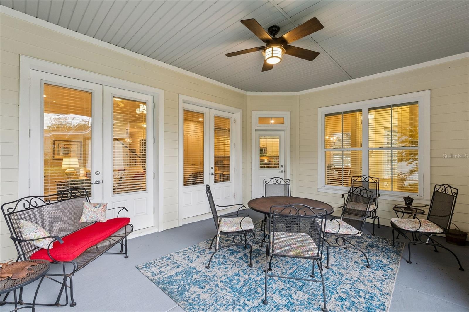 Large Screened-In Lanai