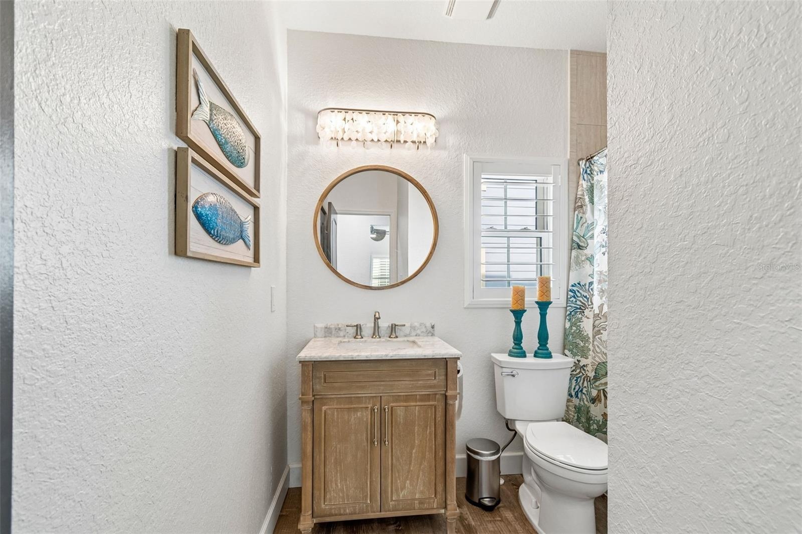 Full bath- main floor