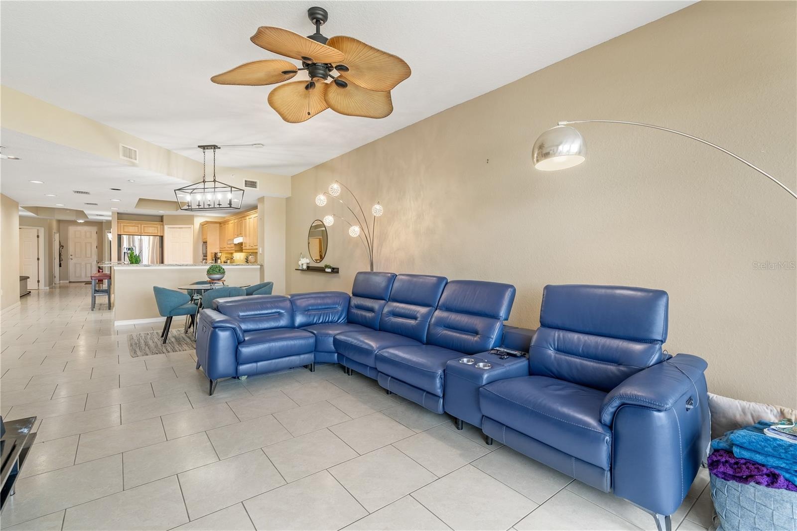 Open Living & Dining Concept
