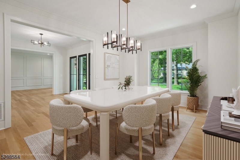 staged dining rm