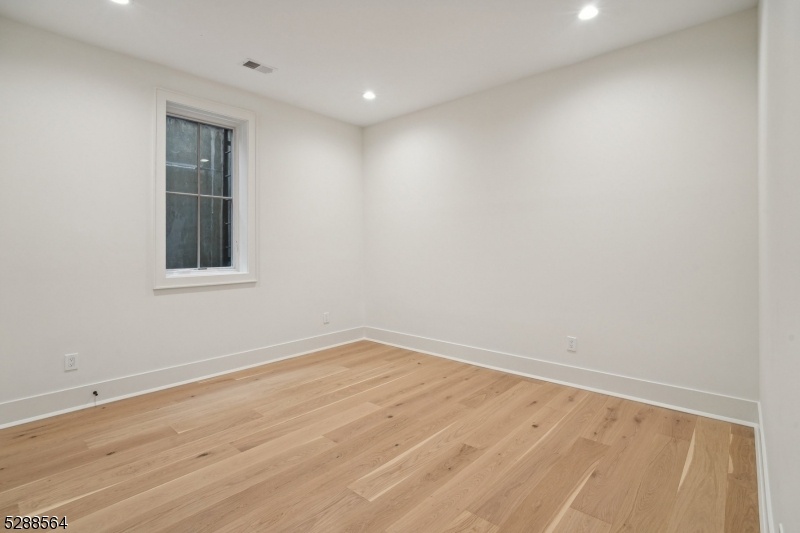 bsmt bedroom