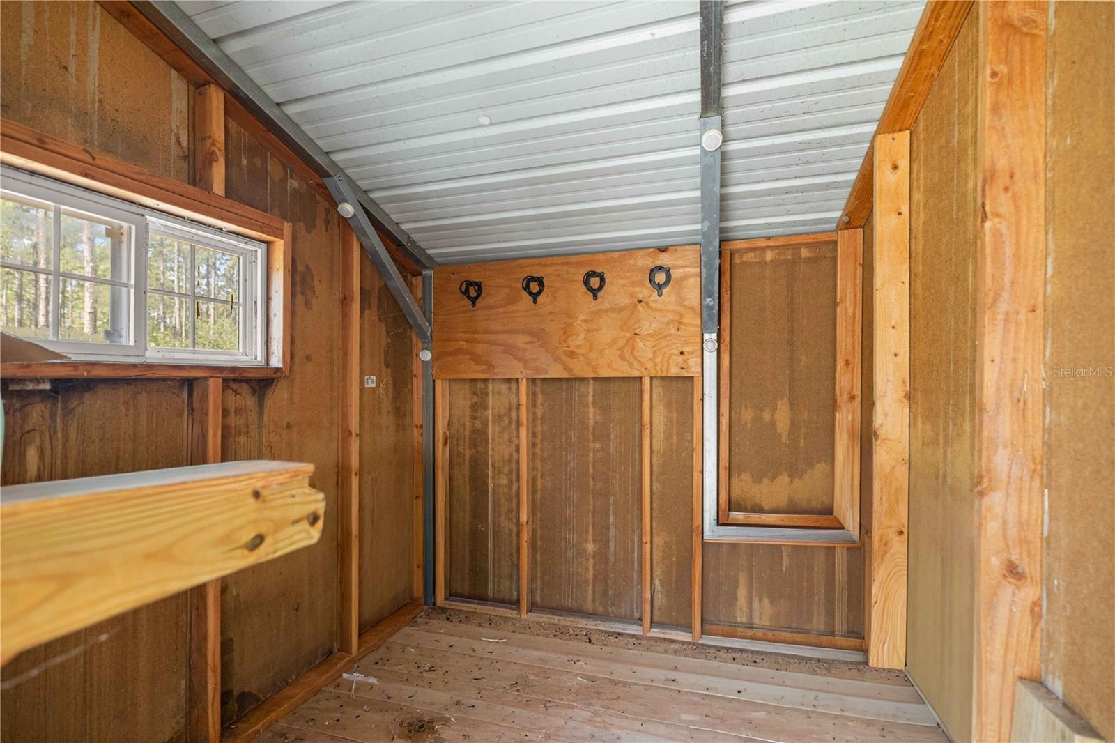 Barn