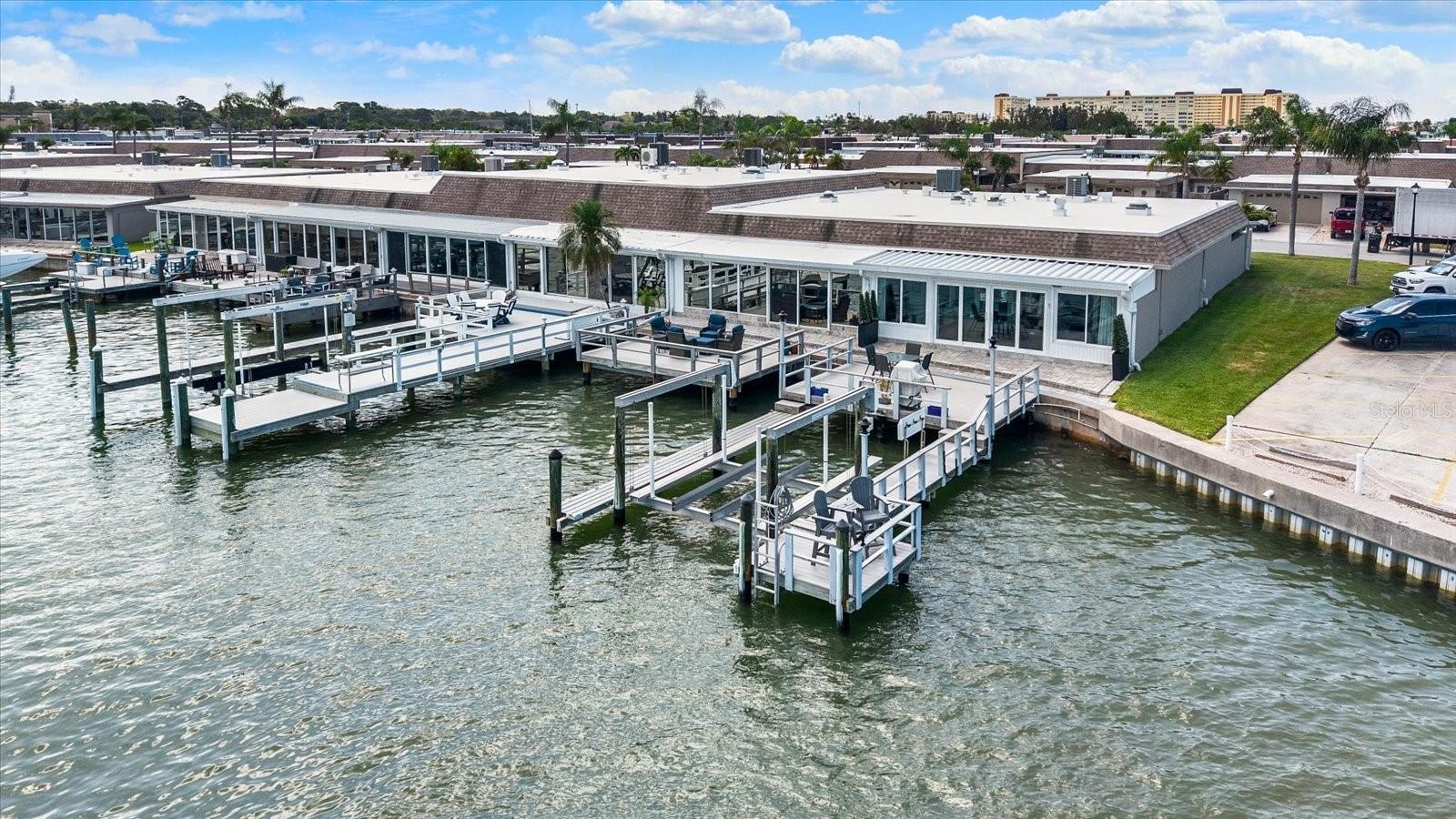 Dock