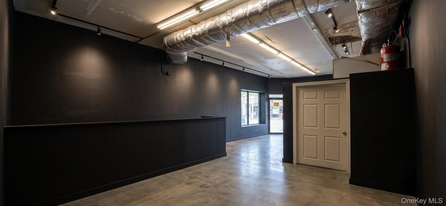 1st Floor Retails Space