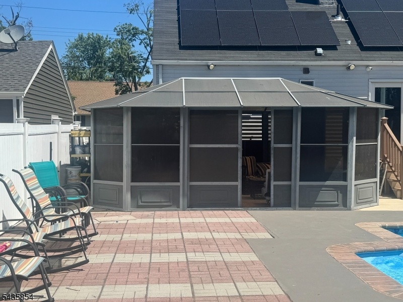 Outdoor Sun Room