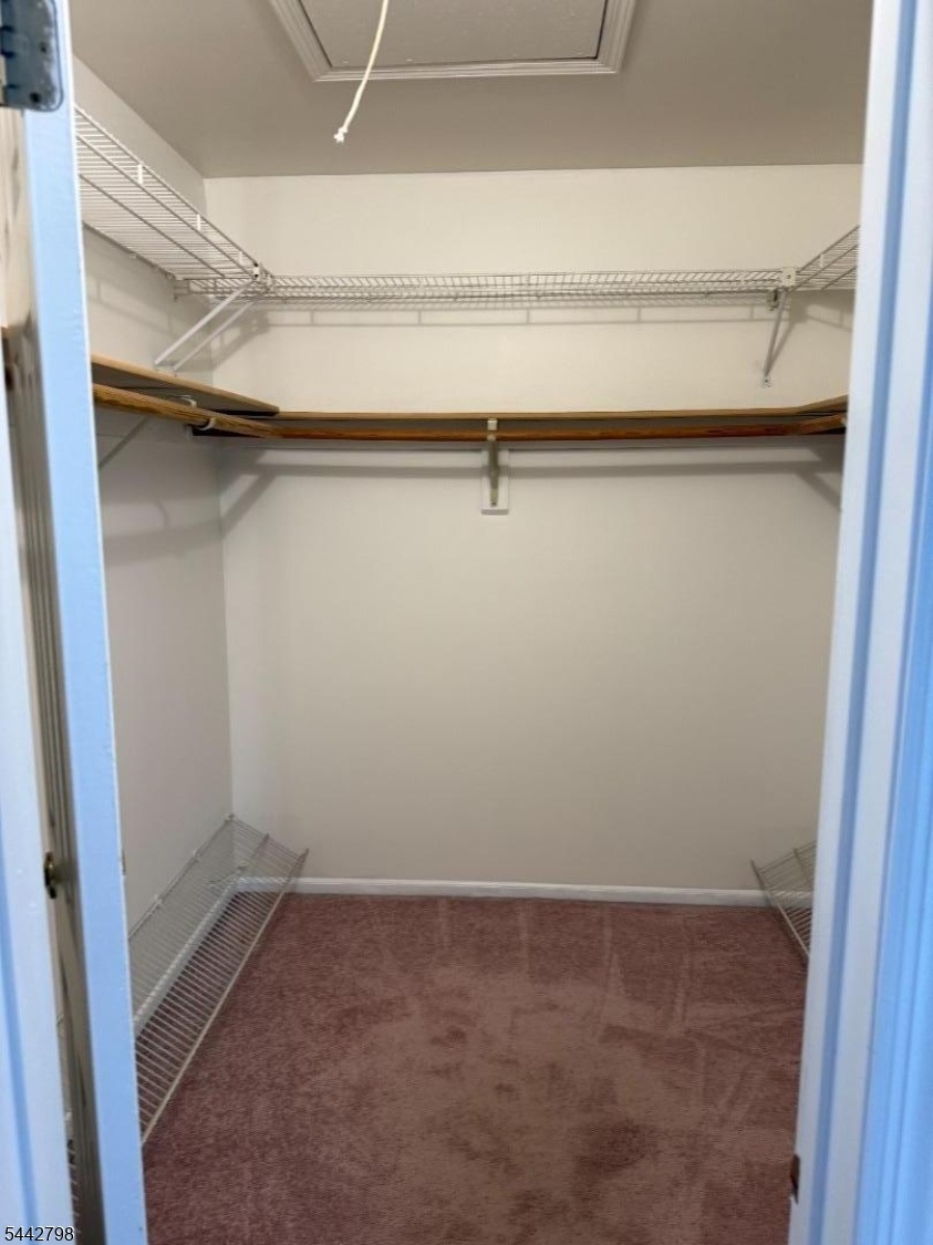 Master Bedroom Walk-In