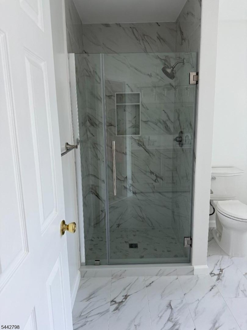 Master Bed Shower
