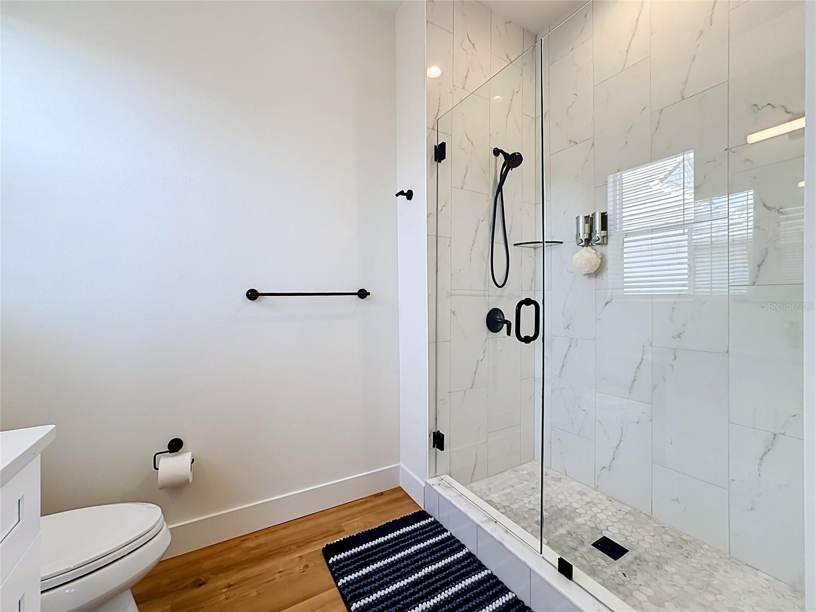 Ensuite bathroom to bedroom 3