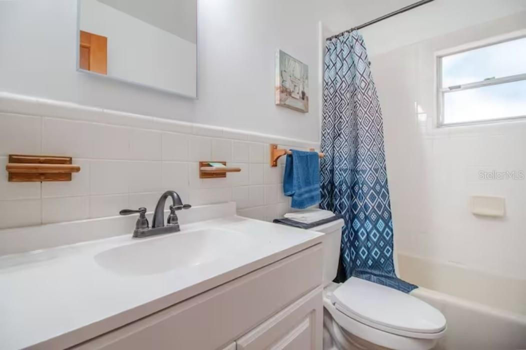Bathroom sinks