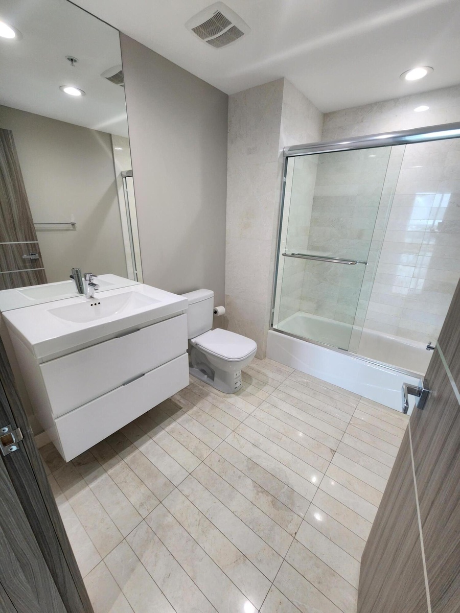 2nd Bedroom Bathroom