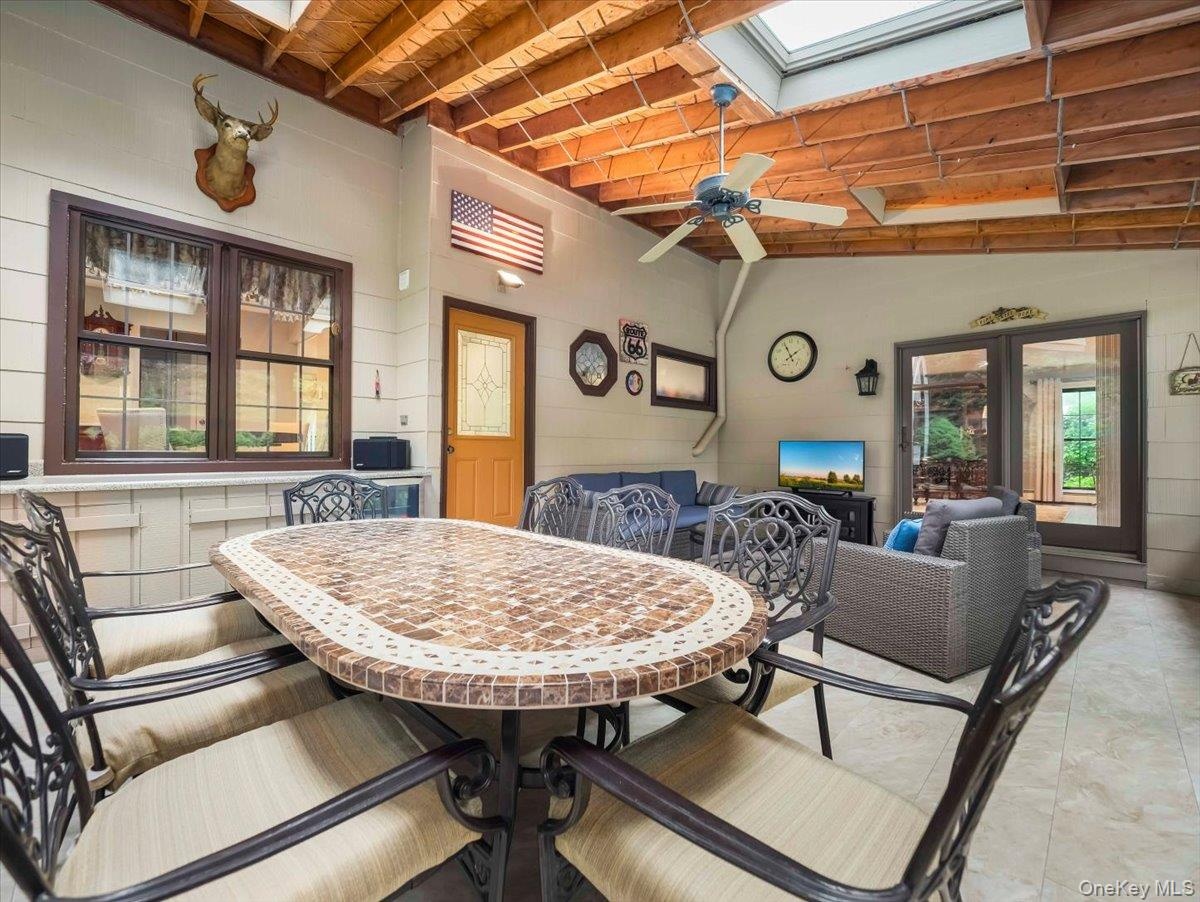 21x14 screened patio