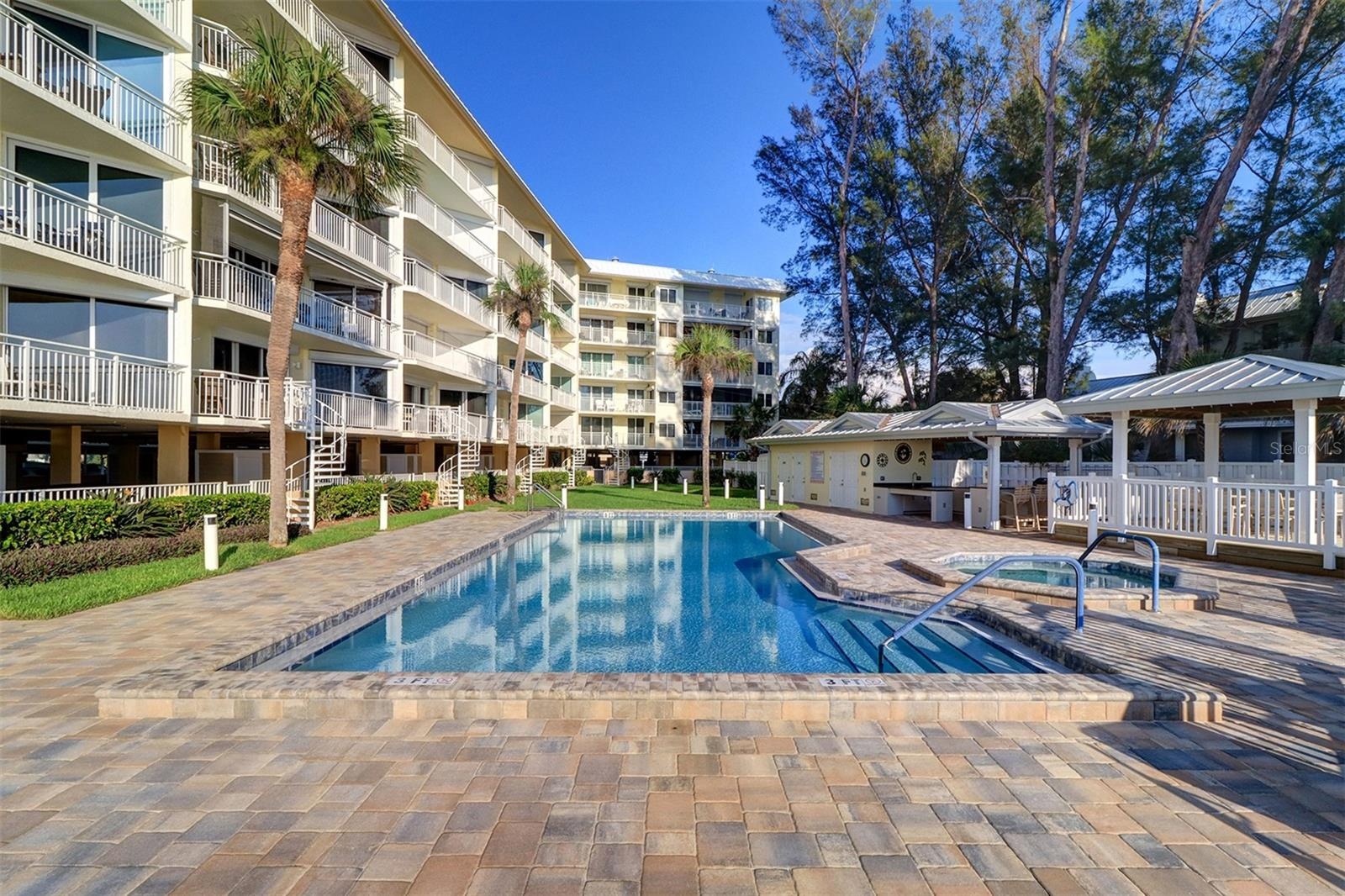 Spa and pool with Gulf Beach views!