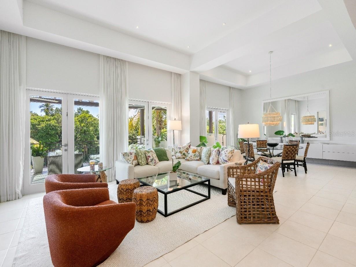 Living & Dining Area