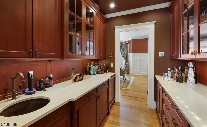 butler's pantry