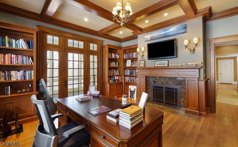 library w access to porch