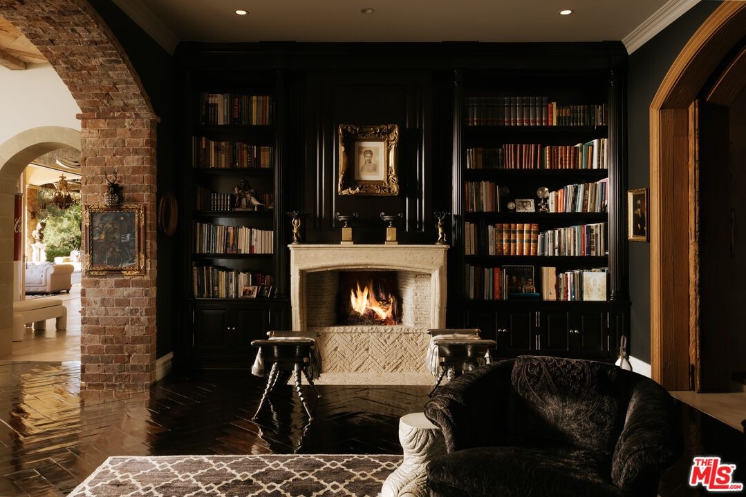 library/den