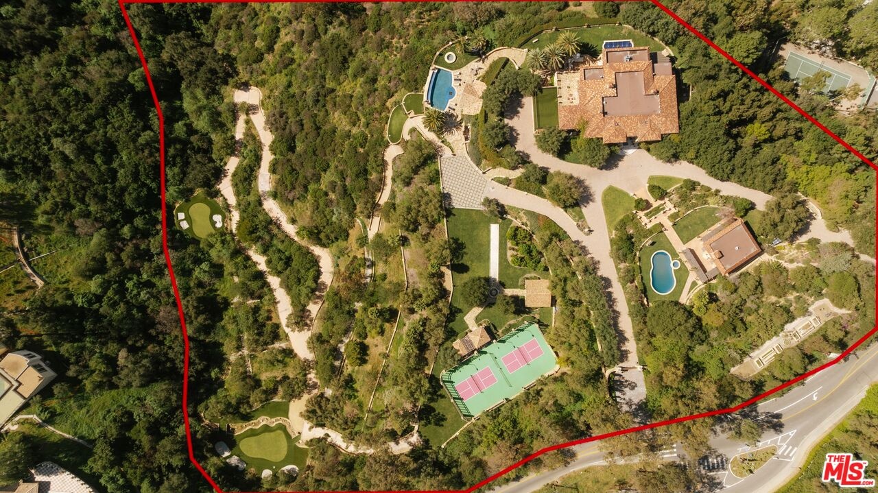 Approx. lot line overlay