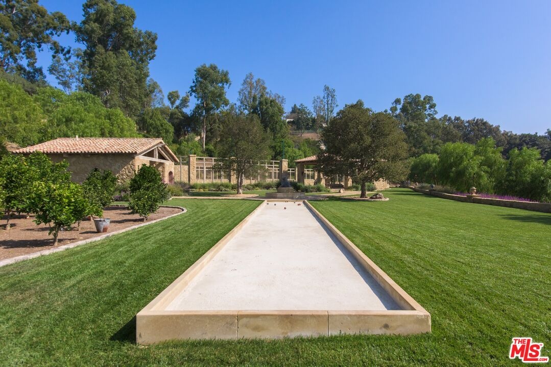 Bocce court