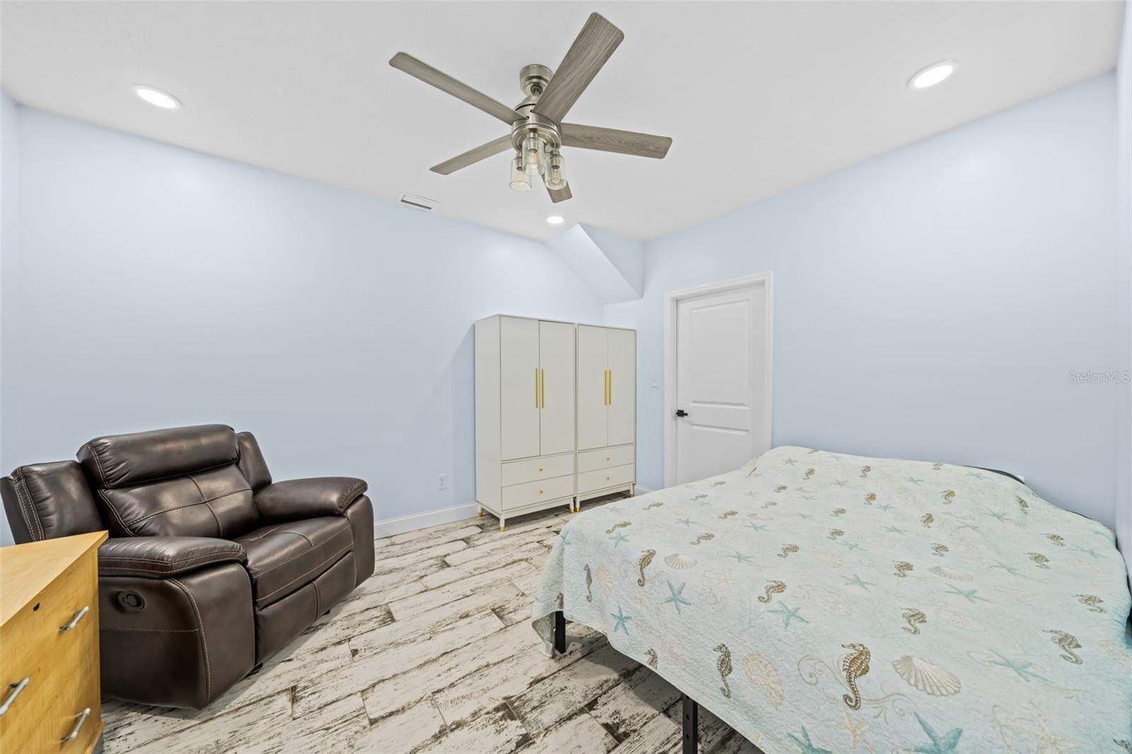 Bonus Room
