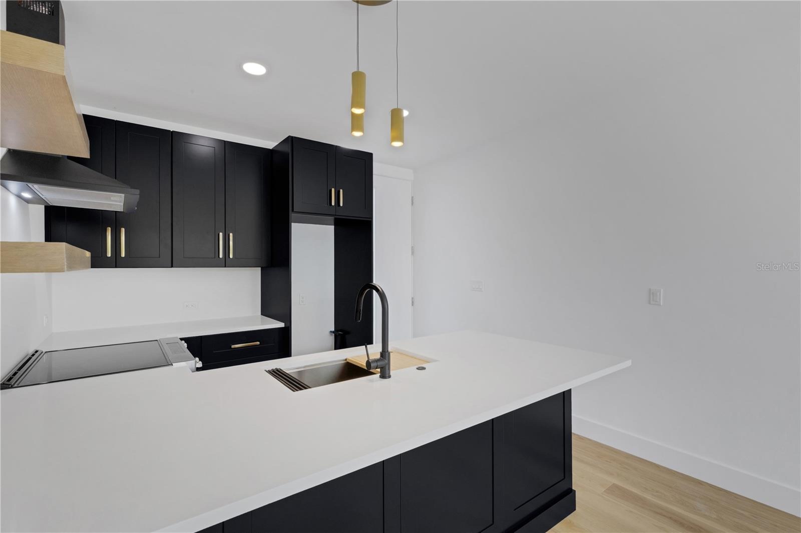 ADU Kitchenette/Bar
