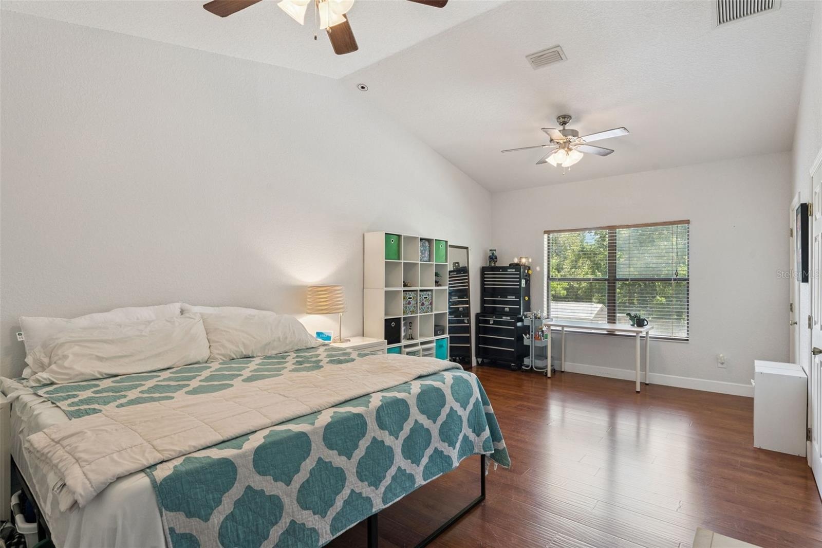 Detached apartment large bedroom
