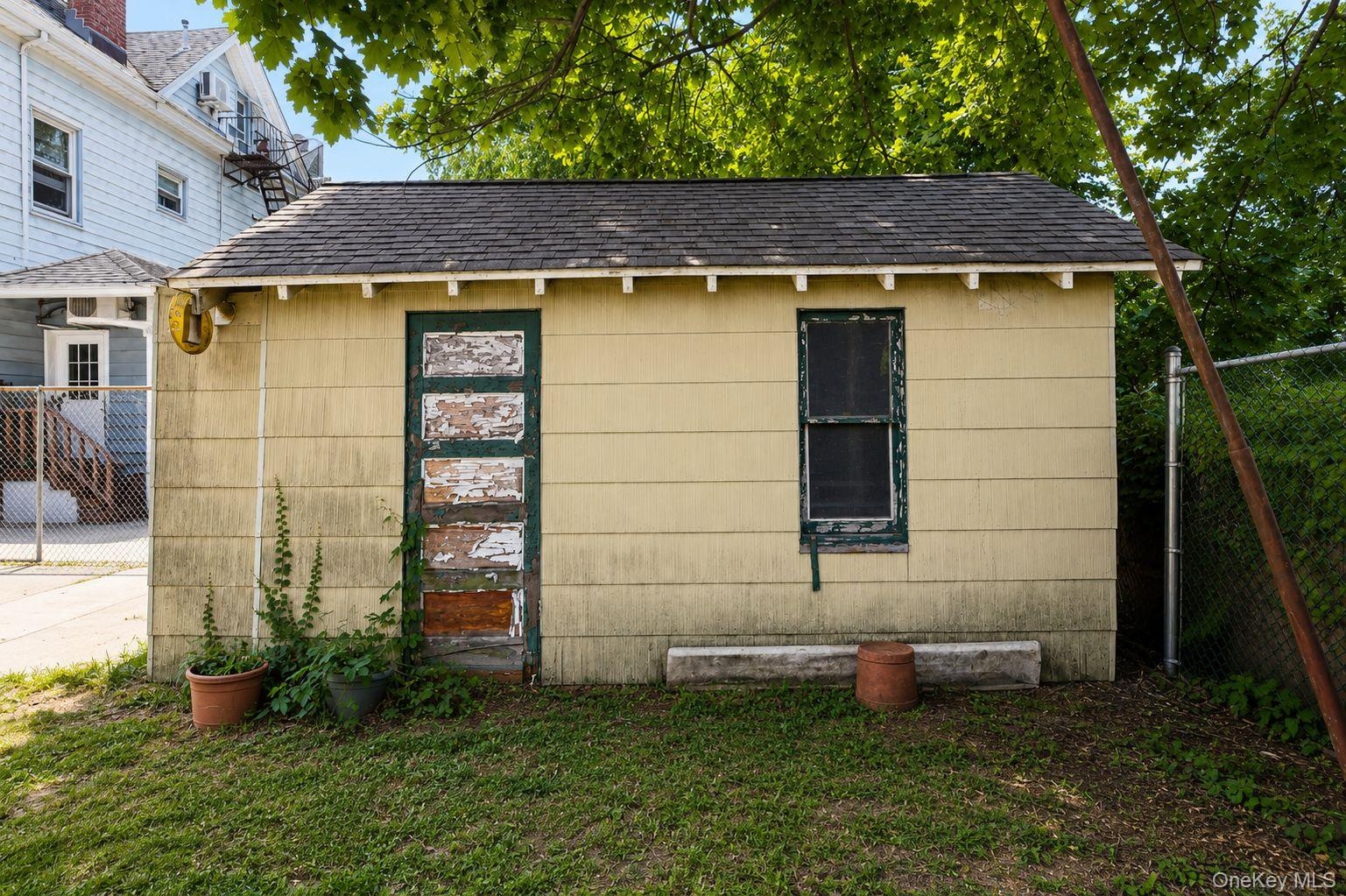 photos have been enhanced to remove clutter