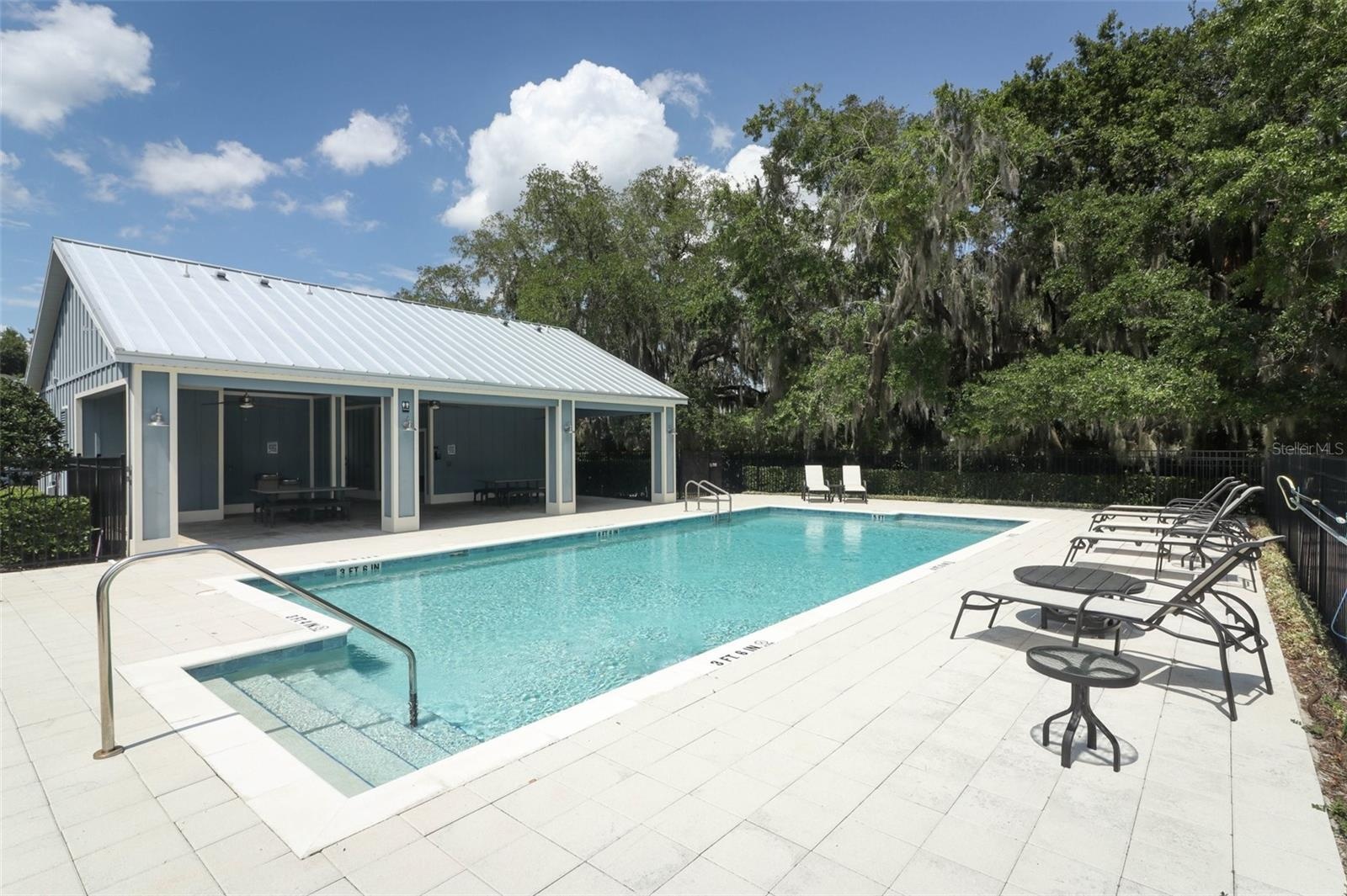 Community Pool / Clubhouse