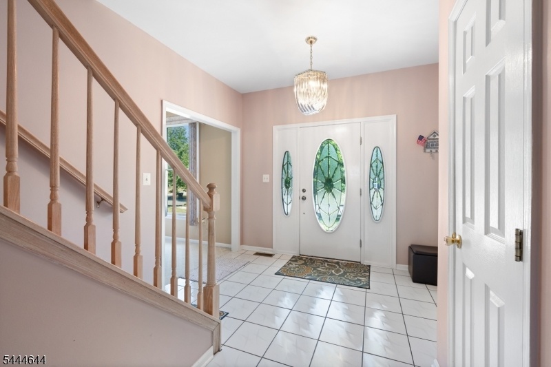 ENTRANCE FOYER