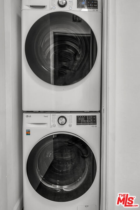 Full Washer Dryer