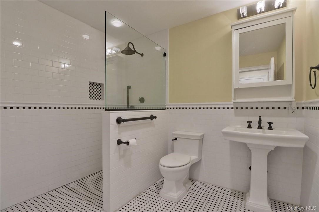 97 BATHROOM