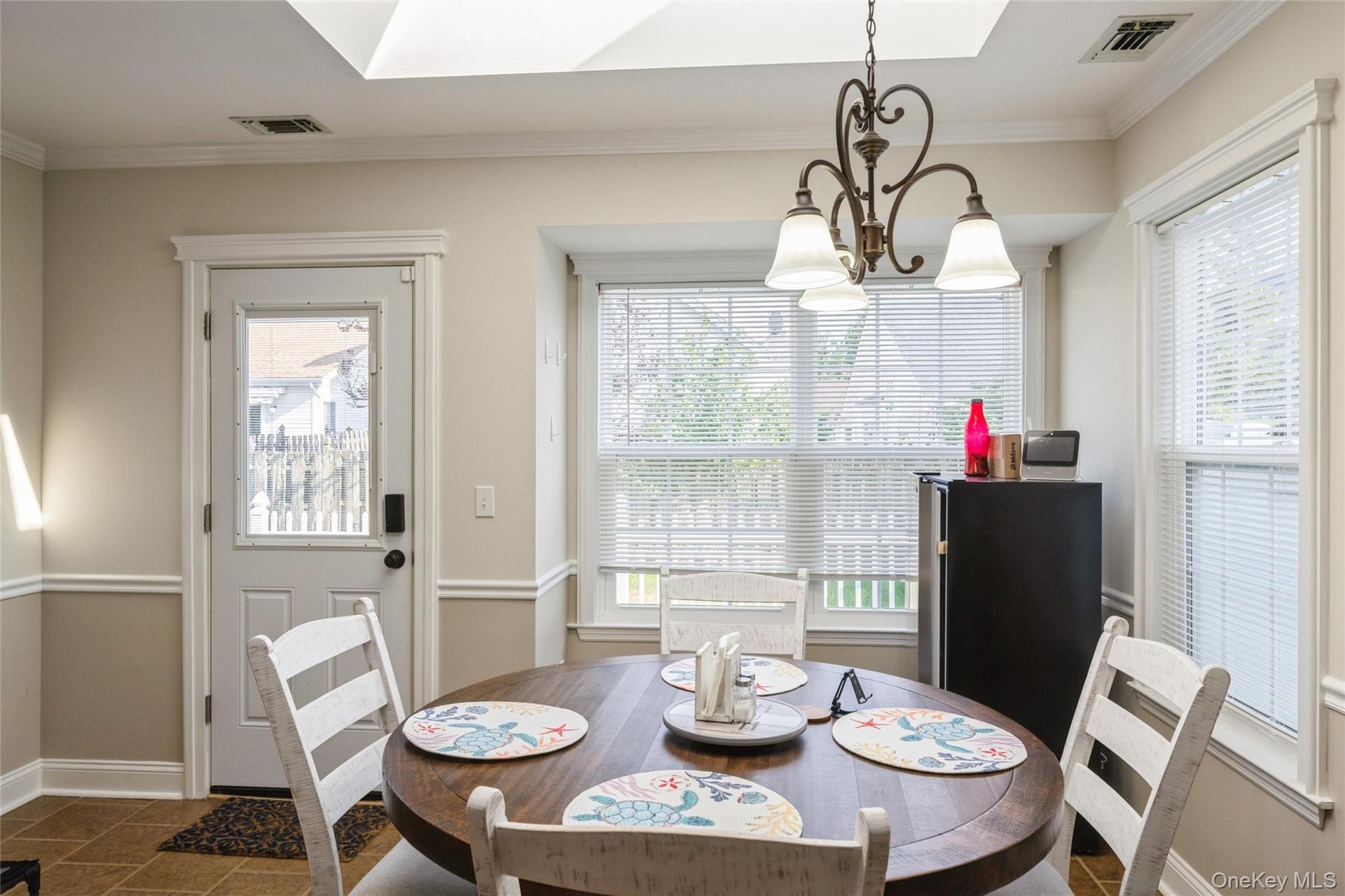 Breakfast nook