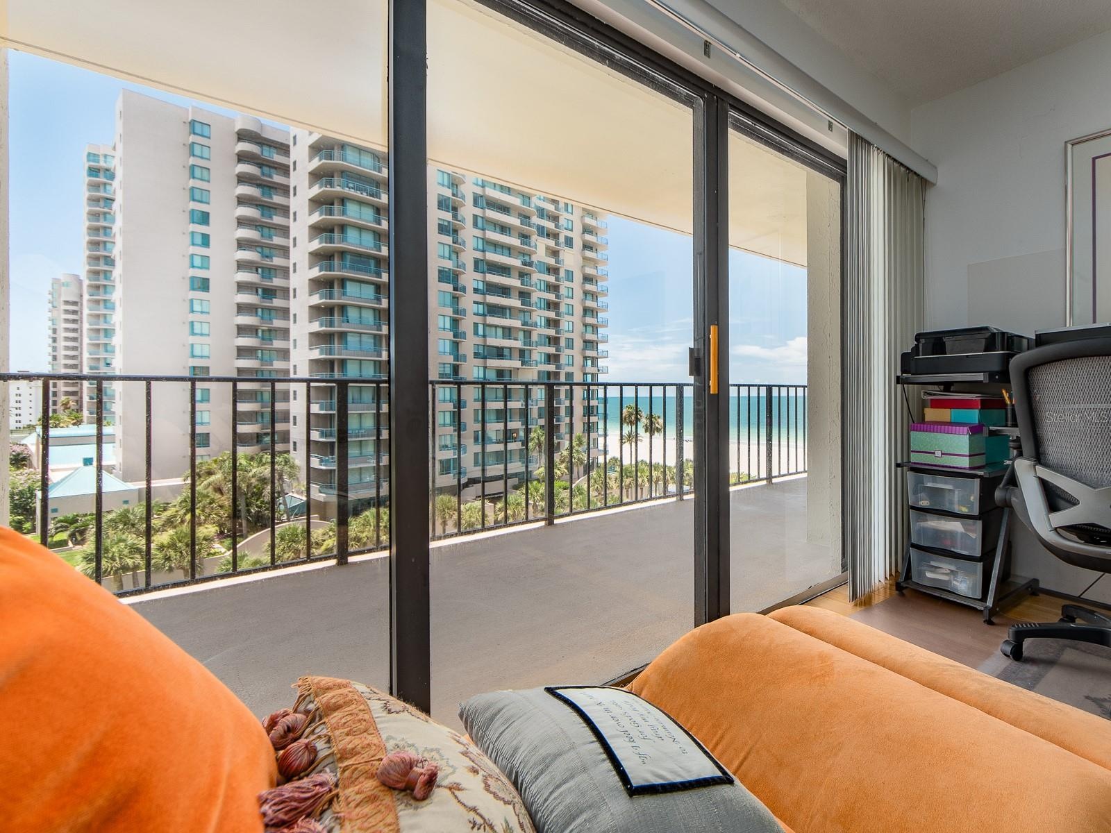 Wake up to Gulf views.