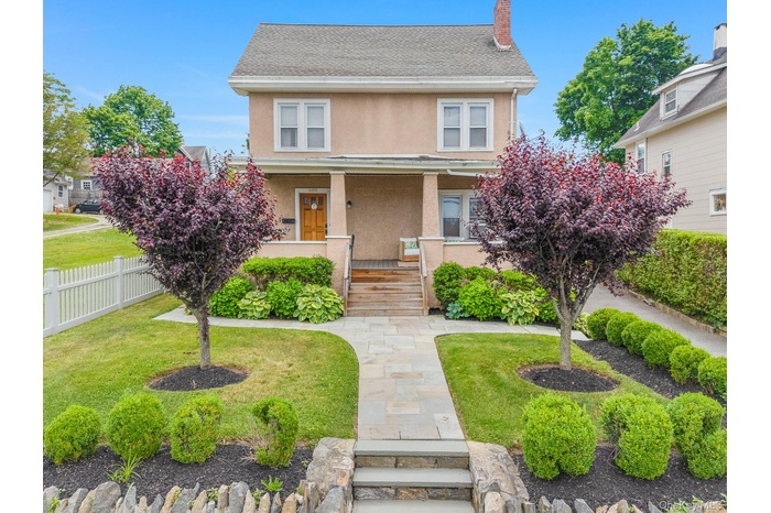 Welcome to 609 Washington Street, Peekskill, NY 10566.