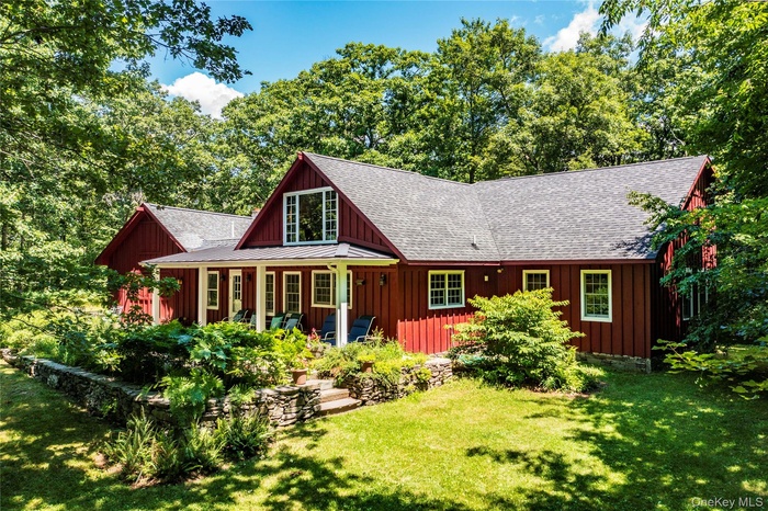 Hillsdale Country 3 Bedroom & 2 Bathroom Home