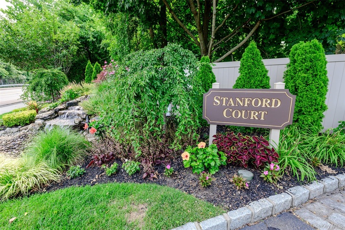 Welcome to the Stanford Court Community