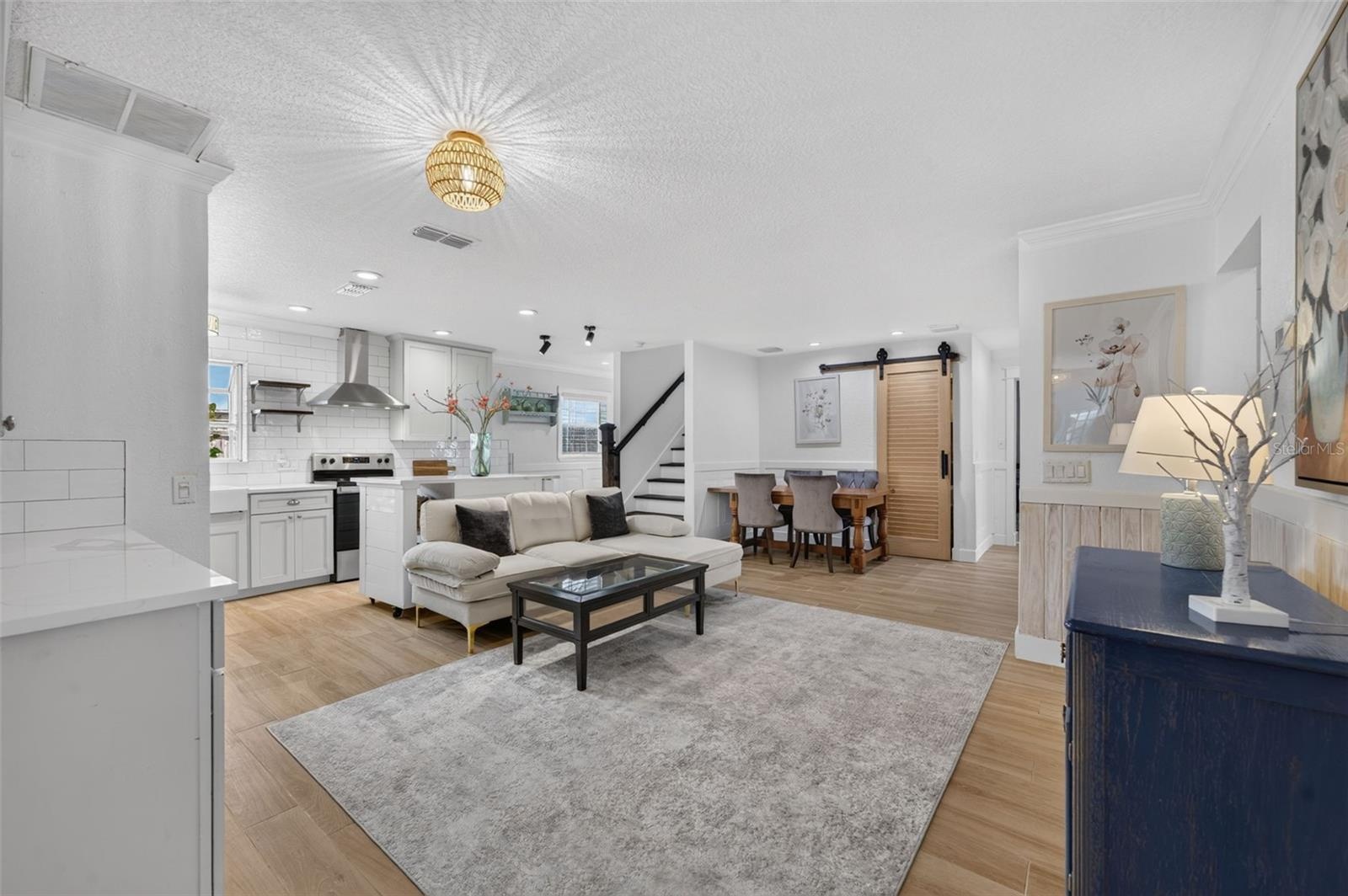 Enter into the heart of the home