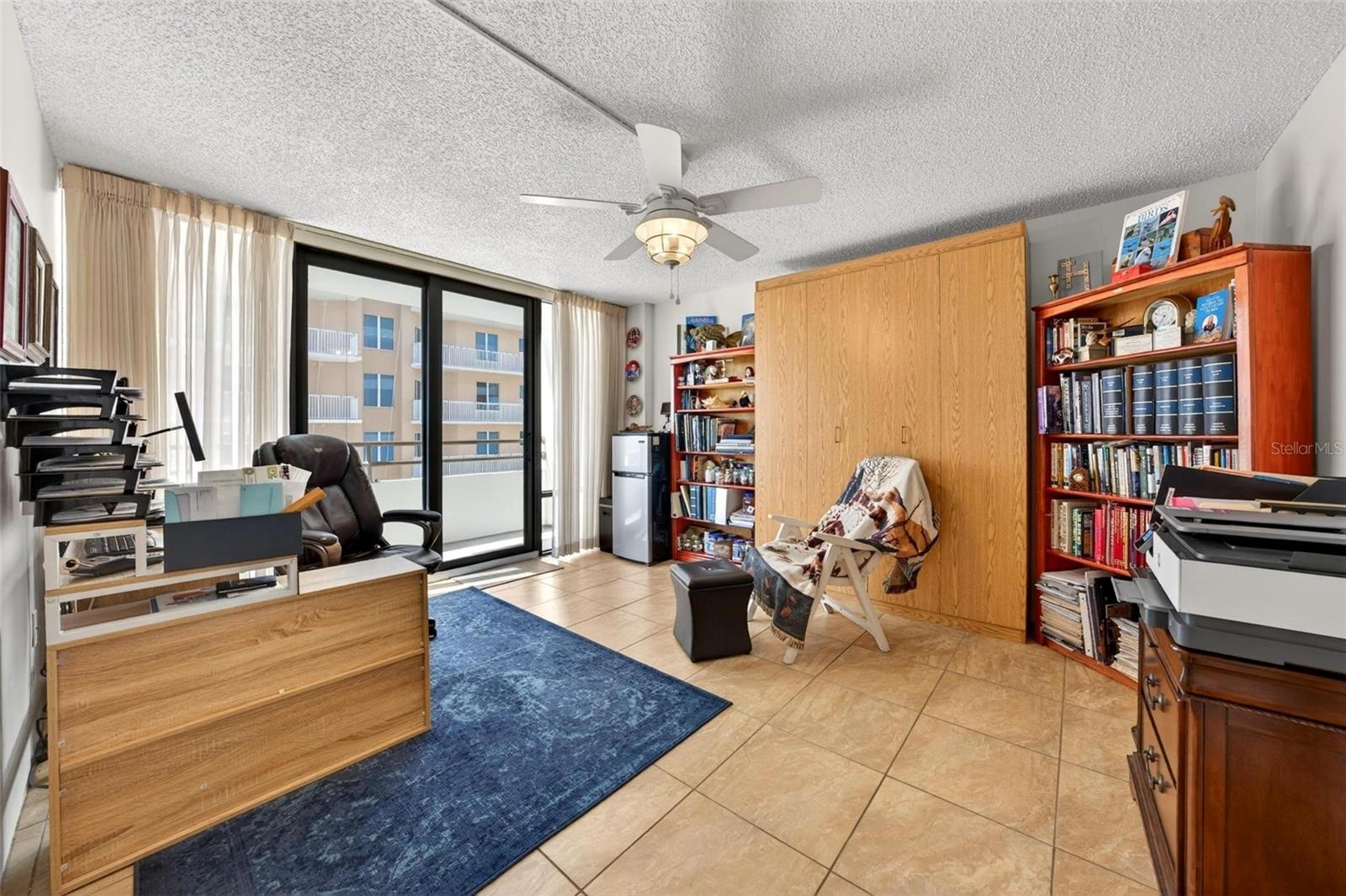 3rd bedroom/offer with private balcony