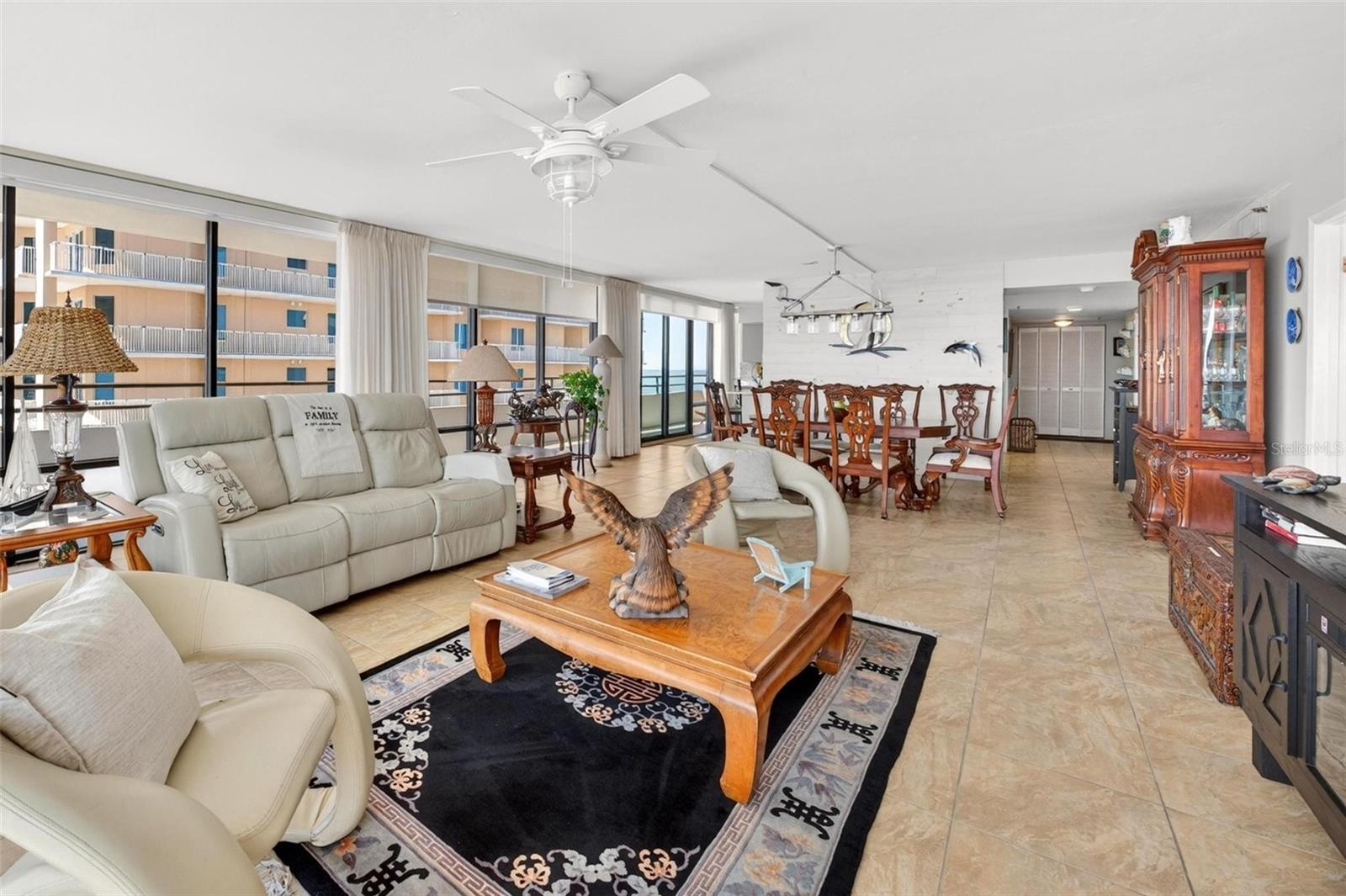 Dining / Living room combo