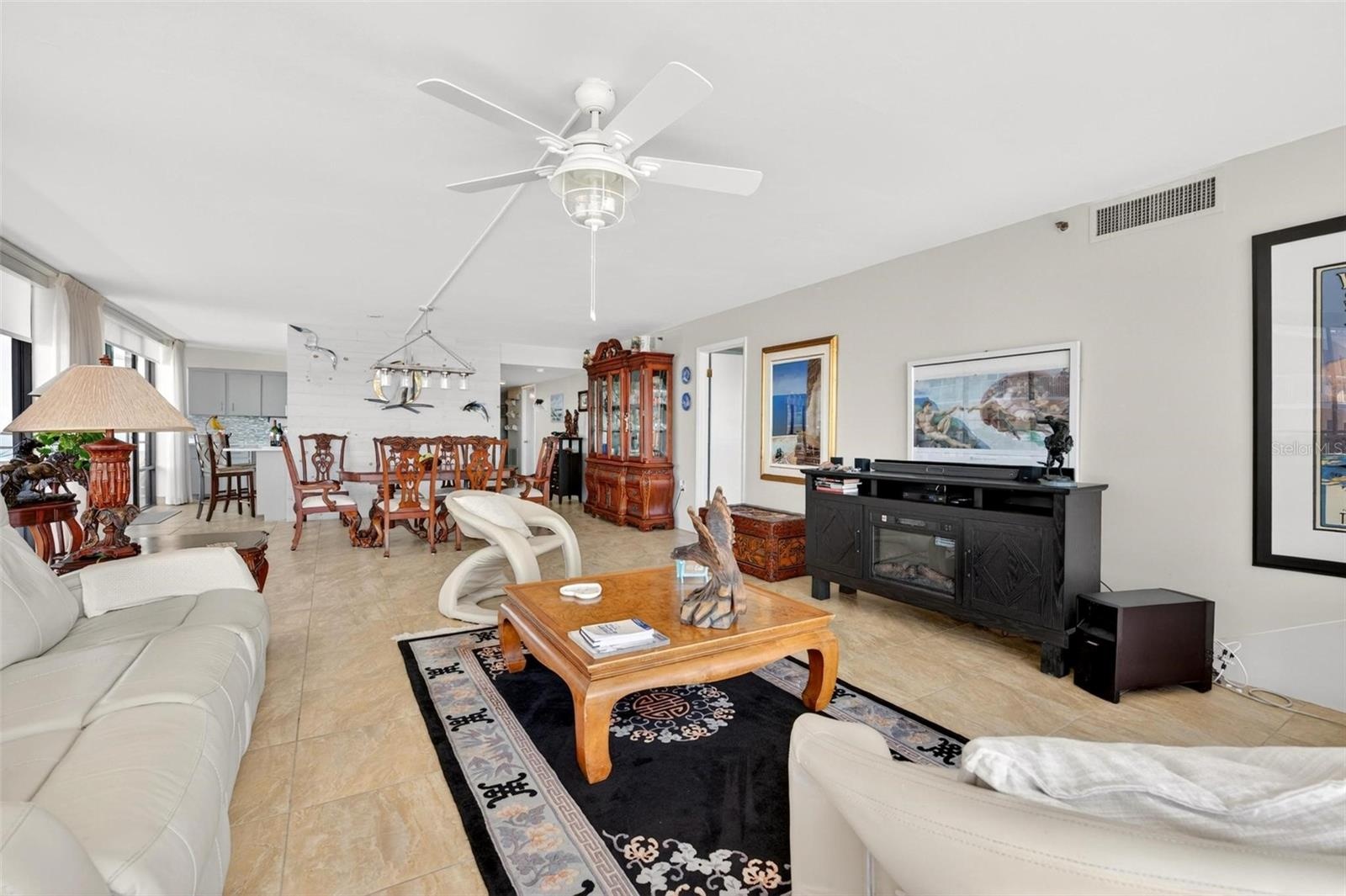 Dining / Living room combo