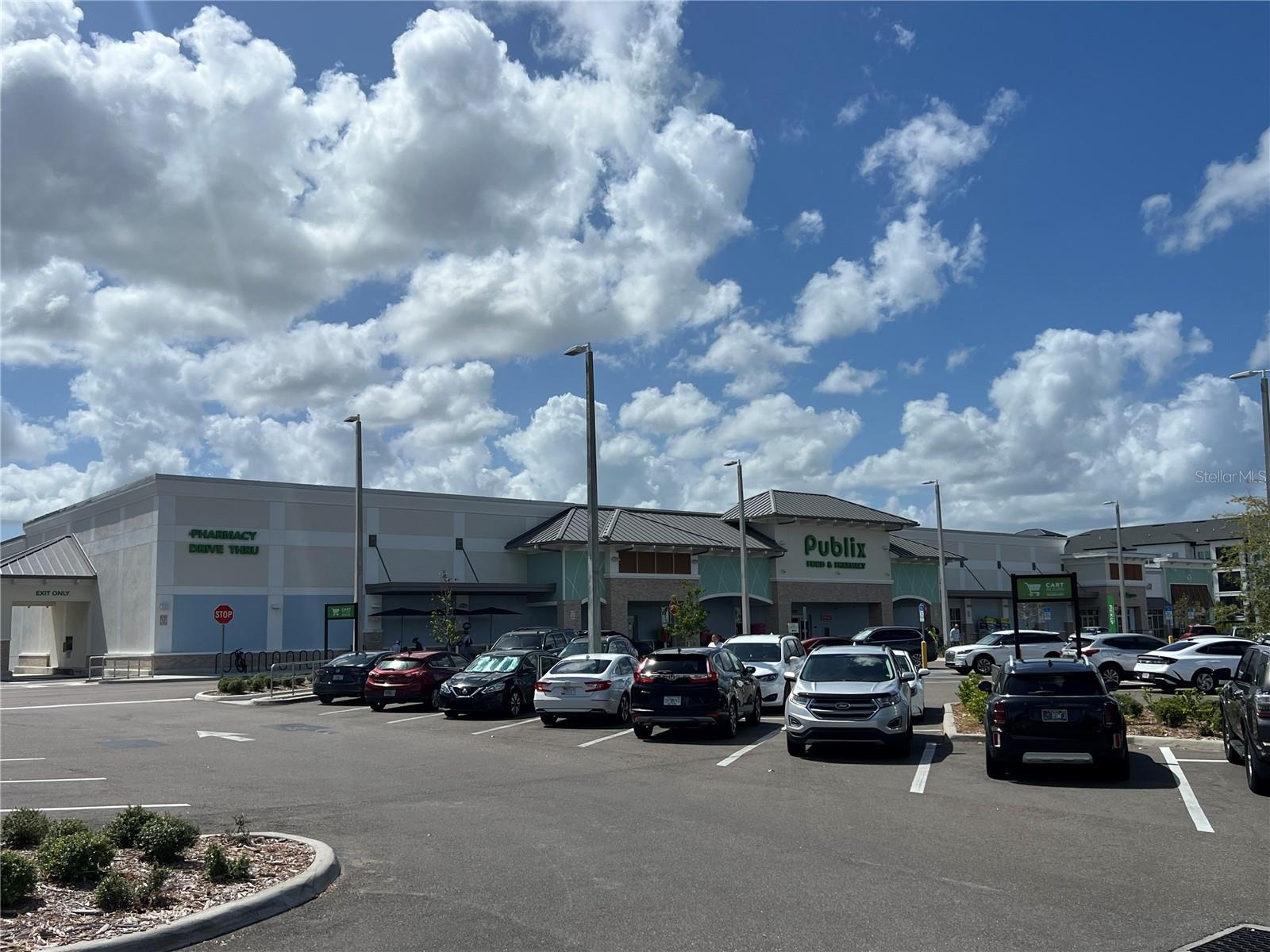 Nearby retailers