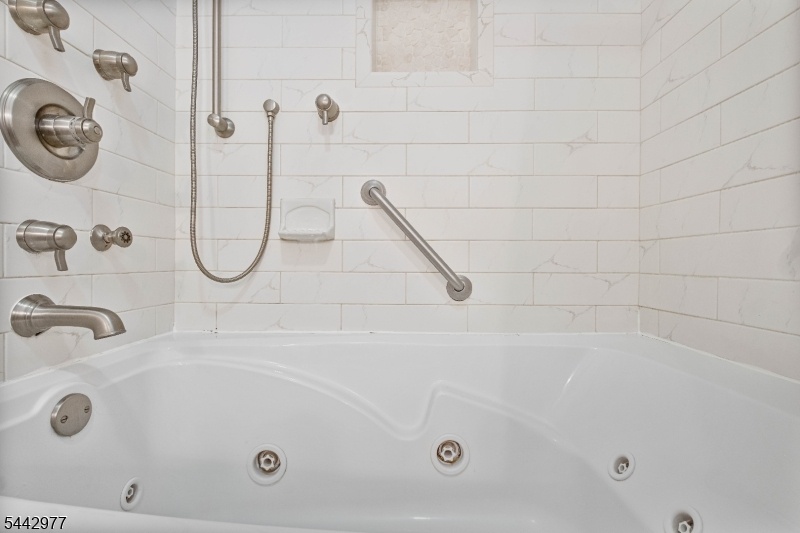 Jetted Tub