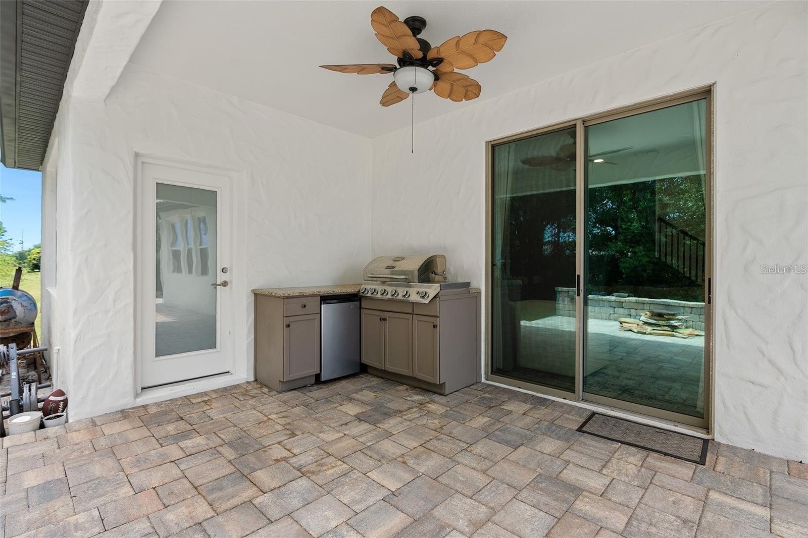 Covered Patio with Pavers