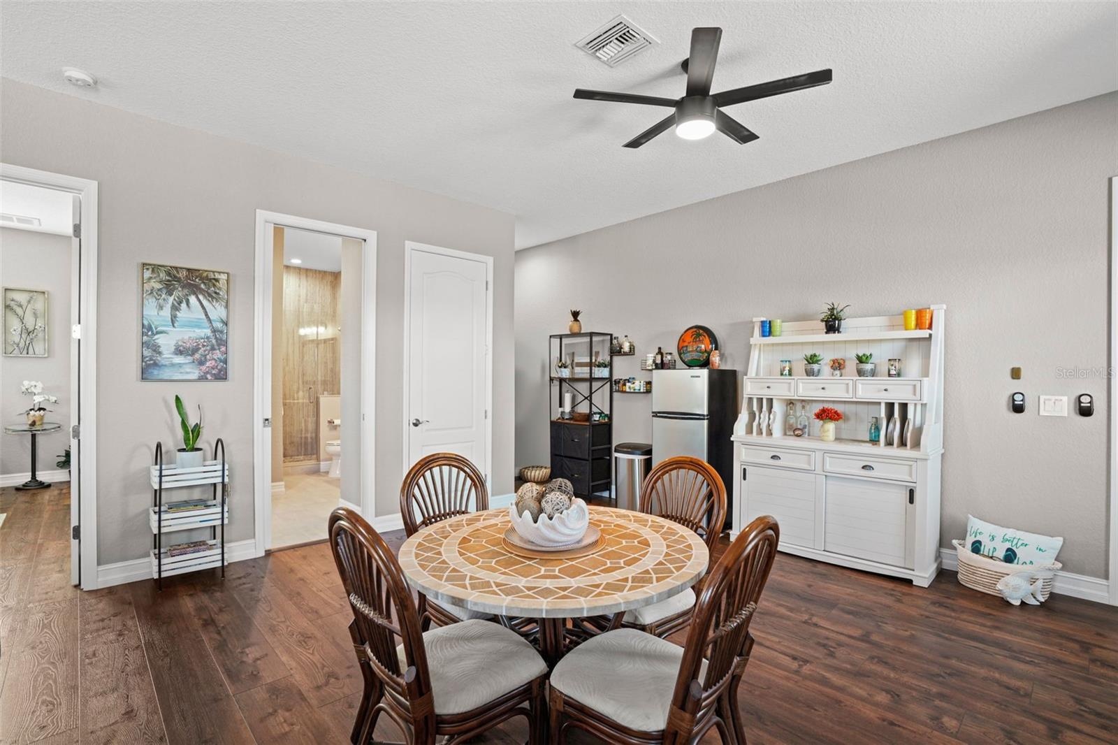 Upstairs dining area