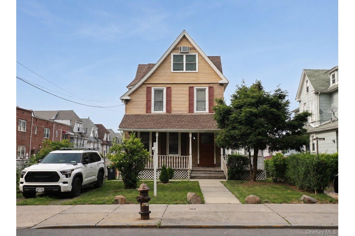 Front exterior view